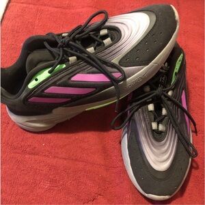 Adidas Original Ozelia Men’s Sneaker